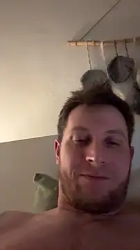 Snapshot of LubasOriginMen chatting on 03.10.26 LubasOriginMen online show from 03.10.26