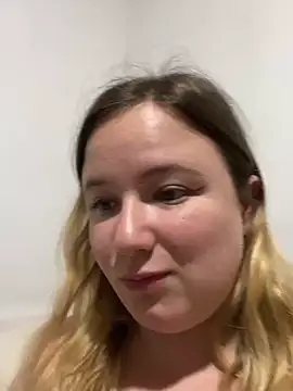 Snapshot of tuzorra99 chatting on 03.17.26 tuzorra99 online show from 03.17.26
