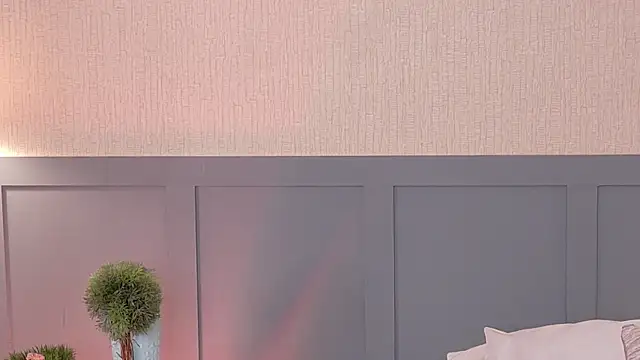 Annia-Greco online show from 02.19.26