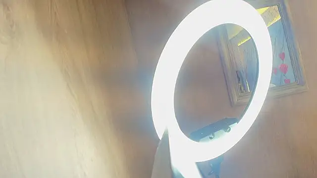 Snapshot of Berchy_tf chatting on 02.15.26 Berchy tf online show from 02.15.26