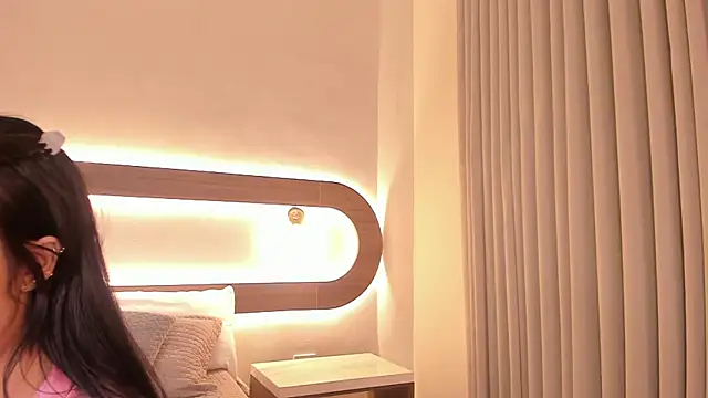 Violeta sum online show from 04.14.26