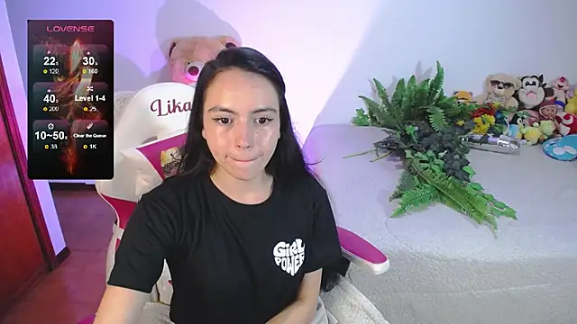 Snapshot of lika_little0 chatting on 02.08.26 lika little0 online show from 02.08.26