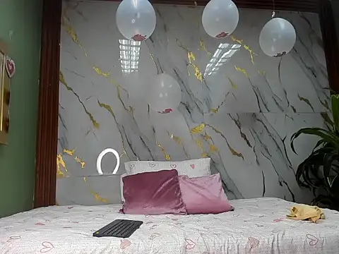 Snapshot of Amanda_Rossi chatting on 02.23.26 Amanda Rossi online show from 02.23.26