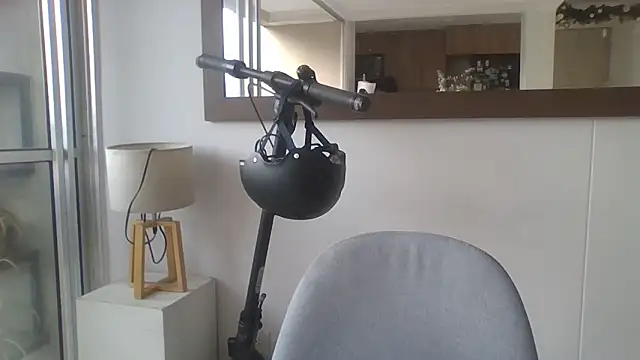 Amanda Rossi online show from 04.08.26