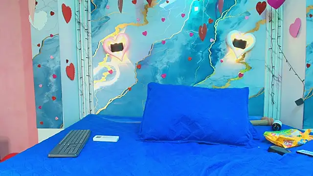 Snapshot of crystal_love08 chatting on 02.06.26 crystal love08 online show from 02.06.26