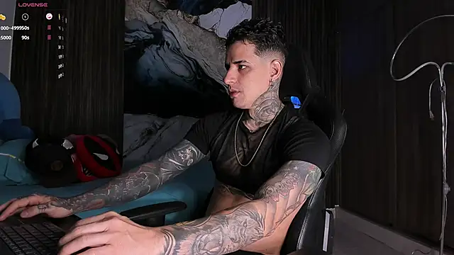 trisstann  online show from 04.12.26