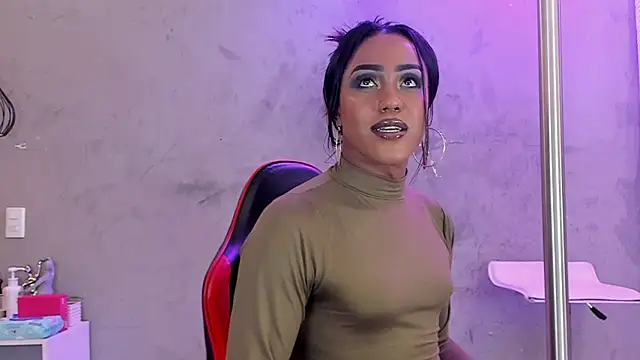 naomi  blair online show from 06.14.26