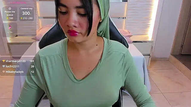 Yaiza farak online show from 02.15.26