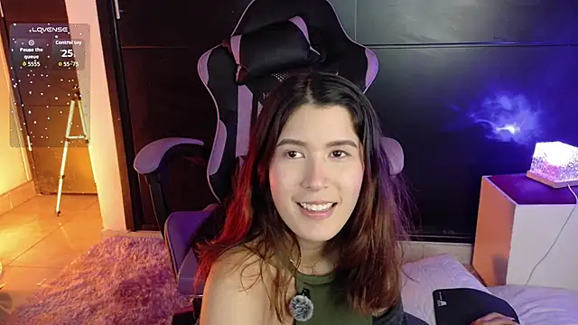 Snapshot of emicute_ chatting on 02.03.26 emicute online show from 02.03.26