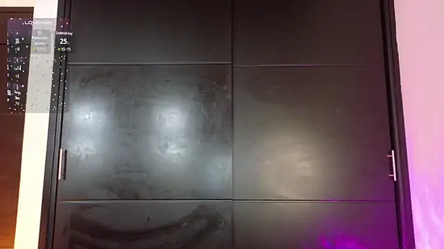 Snapshot of emicute_ chatting on 02.04.26 emicute online show from 02.04.26