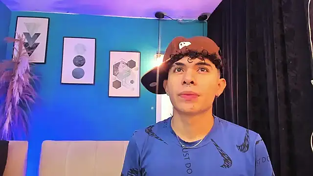 Snapshot of DesiresOfOlympus_ chatting on 02.08.26 DesiresOfOlympus online show from 02.08.26