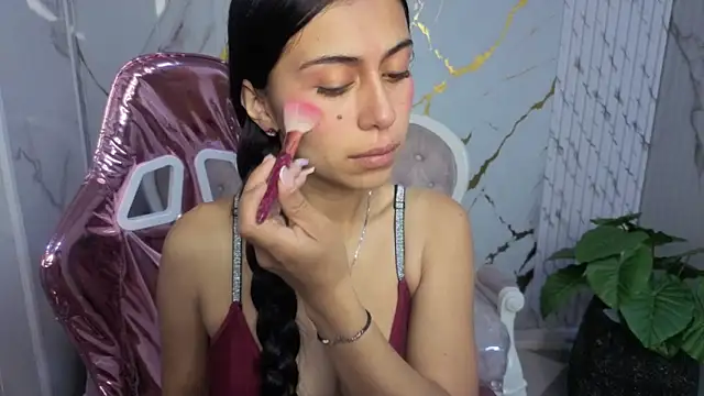 Snapshot of Abby1_b_ chatting on 02.04.26 Abby1 b online show from 02.04.26