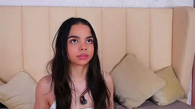 Snapshot of BambiRoses chatting on 03.30.26 BambiRoses online show from 03.30.26