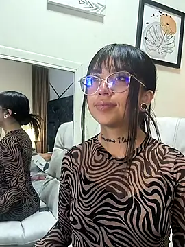 mary luckaysha  online show from 02.04.26