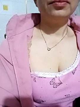 Snapshot of Arica_sexy001 chatting on 02.08.26 Arica sexy001 online show from 02.08.26