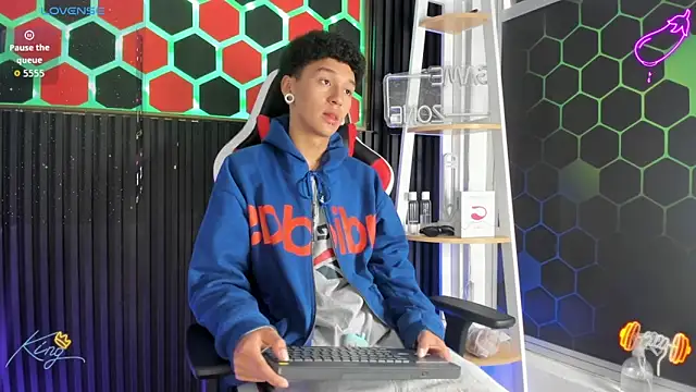 David Banks  online show from 04.06.26