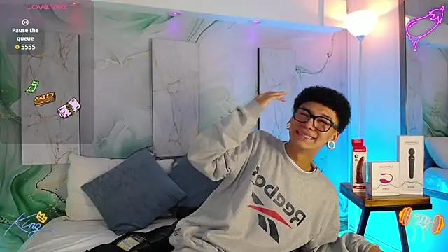 David Banks  online show from 04.13.26