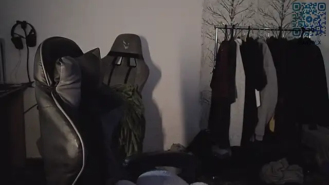 Holy Kveta online show from 04.05.26