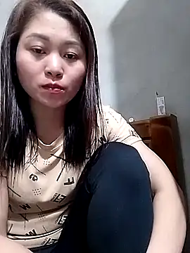 Snapshot of maimai1100 chatting on 02.20.26 maimai1100 online show from 02.20.26