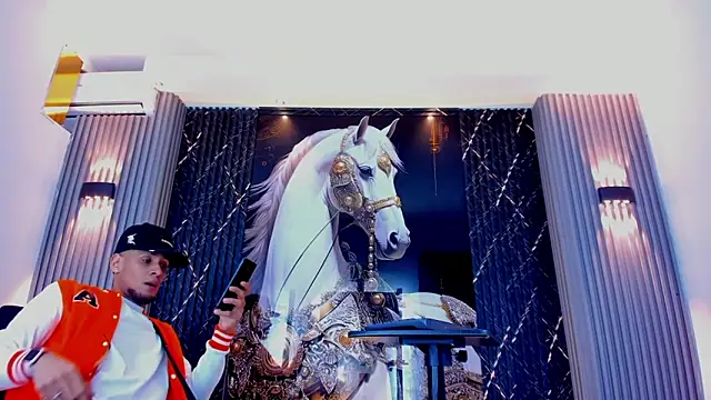 Snapshot of the_knights_of_the_night chatting on 02.08.26 the knights of the night online show from 02.08.26