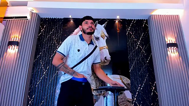 Snapshot of the_knights_of_the_night chatting on 02.15.26 the knights of the night online show from 02.15.26