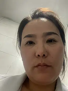 Snapshot of Youyou_12 chatting on 02.01.26 Youyou 12 online show from 02.01.26