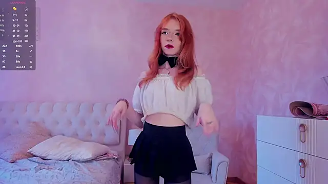 Snapshot of TarynPalek chatting on 03.31.26 TarynPalek online show from 03.31.26