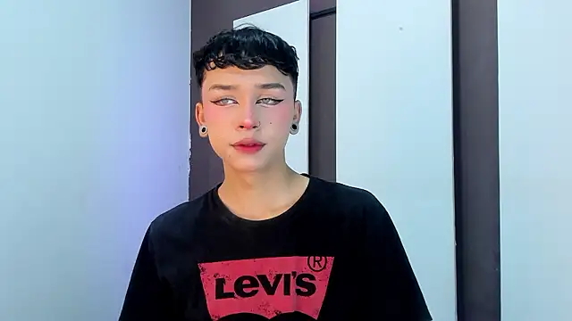 Snapshot of Camilo_X_x chatting on 02.17.26 Camilo X x online show from 02.17.26