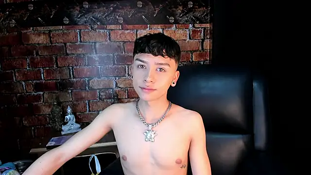 Snapshot of Camilo_X_x chatting on 02.25.26 Camilo X x online show from 02.25.26