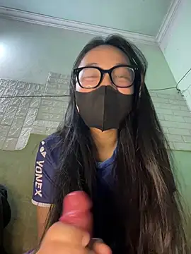 Leeeiuu online show from 02.02.26