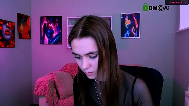 laurenmurrr online show from 04.17.26
