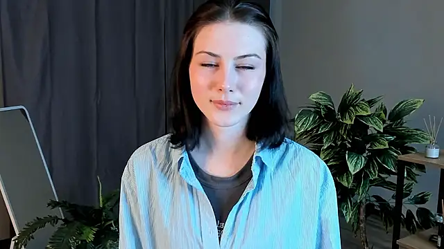 Snapshot of DennisRentz chatting on 02.23.26 DennisRentz online show from 02.23.26