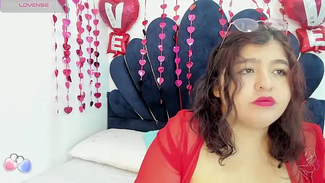 Snapshot of dahlialee chatting on 02.05.26 dahlialee online show from 02.05.26