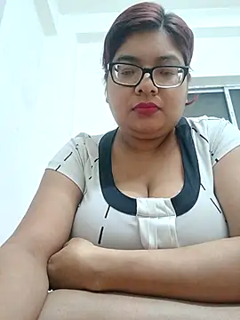 Elie Hallway online show from 02.23.26