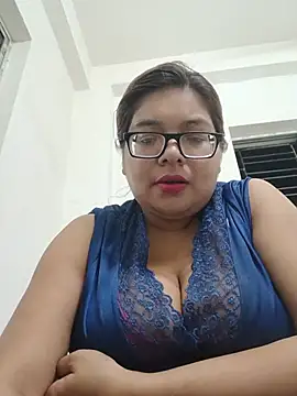 Snapshot of Elie_Hallway chatting on 05.16.26 Elie Hallway online show from 05.16.26