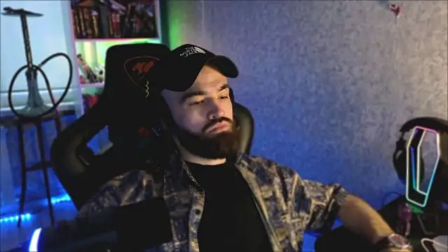 Snapshot of _Mostly_ chatting on 03.02.26 Mostly online show from 03.02.26