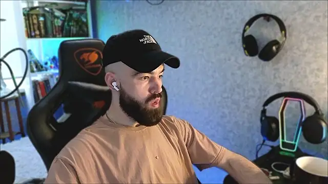 Snapshot of _Mostly_ chatting on 03.07.26 Mostly online show from 03.07.26