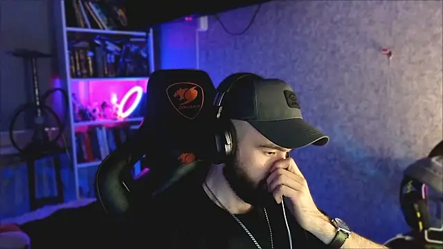 Snapshot of _Mostly_ chatting on 03.31.26 Mostly online show from 03.31.26