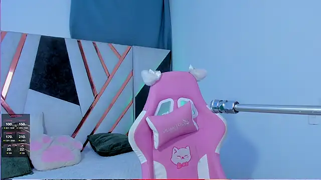 Snapshot of isa_kolins chatting on 03.07.26 isa kolins online show from 03.07.26