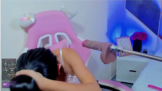 Snapshot of isa_kolins chatting on 03.30.26 isa kolins online show from 03.30.26