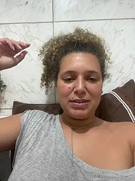 LoiraQuente69 online show from 05.30.26
