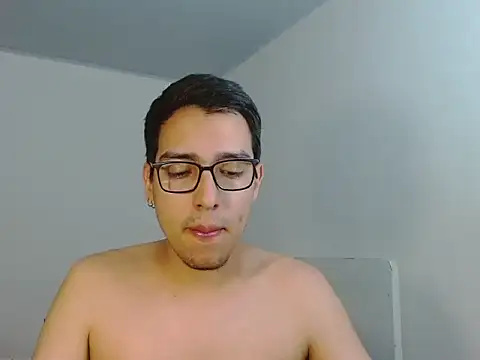 Snapshot of NickFin chatting on 05.16.26 NickFin online show from 05.16.26