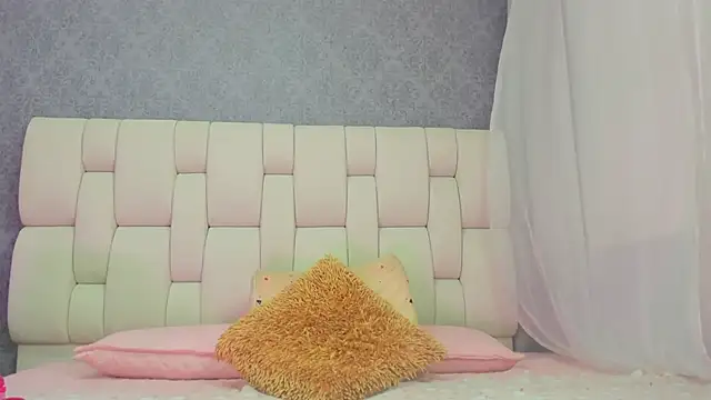 sophiaa10 online show from 03.07.26