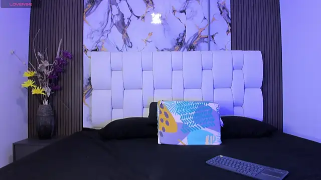 sophiaa10 online show from 04.01.26