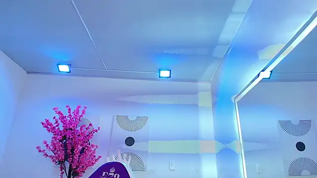 Snapshot of Madisson_pitman chatting on 02.25.26 Madisson pitman online show from 02.25.26