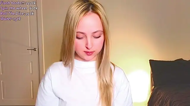 Snapshot of xloex chatting on 02.03.26 xloex online show from 02.03.26