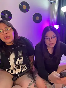 Snapshot of KittyTatts chatting on 02.18.26 KittyTatts online show from 02.18.26