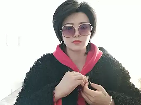 Snapshot of Nikishine chatting on 02.04.26 Nikishine online show from 02.04.26