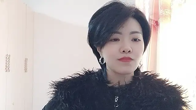 Snapshot of Nikishine chatting on 02.19.26 Nikishine online show from 02.19.26