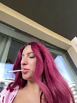 Snapshot of CrystalRedd chatting on 07.15.26 CrystalRedd online show from 07.15.26